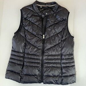 VERO MODA Women's Black Puffer Vest